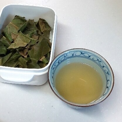 sweet♡さん、家のびわの葉を乾燥させてお茶にしました☘️おばあちゃんが身体に良いと、よく作ってくれたので、懐かしかったです☺️いつもレポありがとうございます
